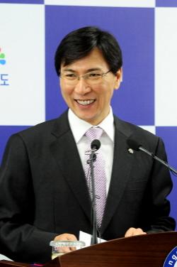 안희정 충청남도지사