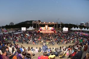 청주시불교연합회, 불기 2561년 연등축제 봉행