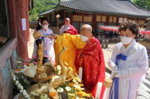 태고총림 순천 선암사, 부처님오신날 봉축 법요식 및 탑돌이 봉행