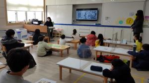 청주 행정초 찾아가는 겨울 독서교실 참여