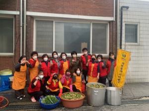 보은군 회인면자원봉사회, 독거노인 열무김치 나눔 봉사