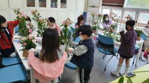 장야초등학교,  사랑가득‘감사의 꽃바구니 만들기’운영