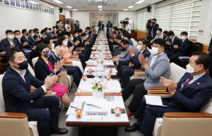 12대 충북도의회‘도민이 중심, 신뢰받는 의회’첫 출발