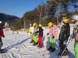 수정초등학교 2박 3일 스키캠프 운영