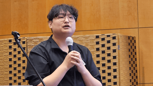 충북경제포럼, 'AI로 일하는 법' 현장 강연... '콘텐츠 생성·고객데이터... - 뉴스 썸네일 이미지