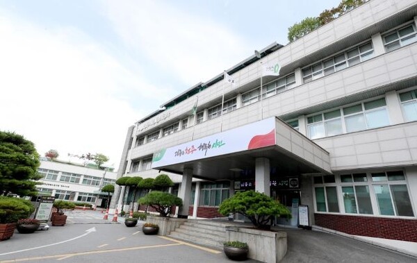 청주시 임시청사. / 청주시